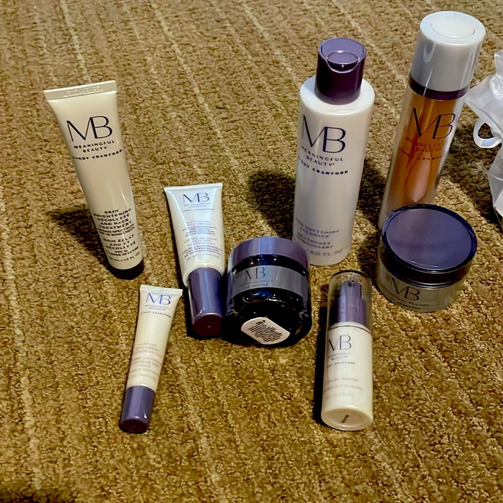 Meaningful beauty set